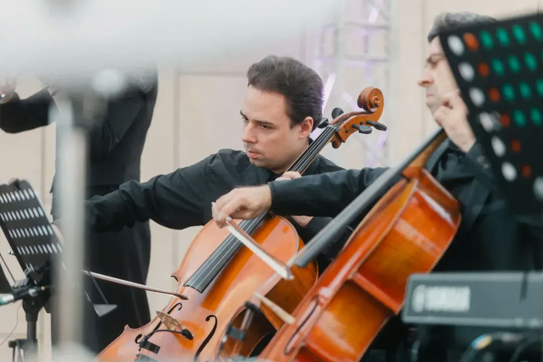 Adele & Amy Winehouse (Kyiv Mozart Orchestra)